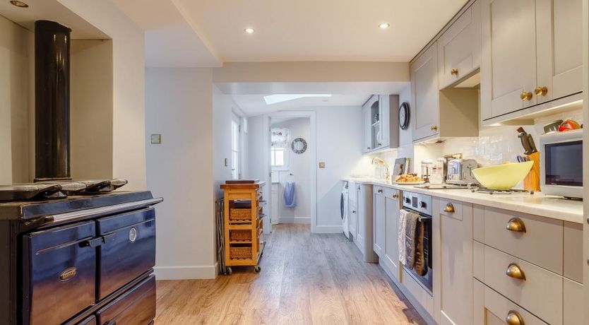 Photo of 3 Bed in Appledore