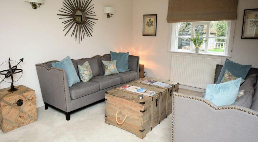 Photo of 7 Bed in Hedgerley