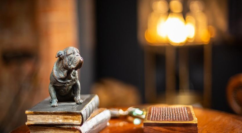 Photo of 7 Bed in Hedgerley