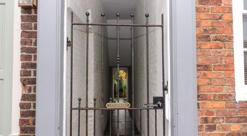 Photo of Lovatt House Apartment Tynemouth