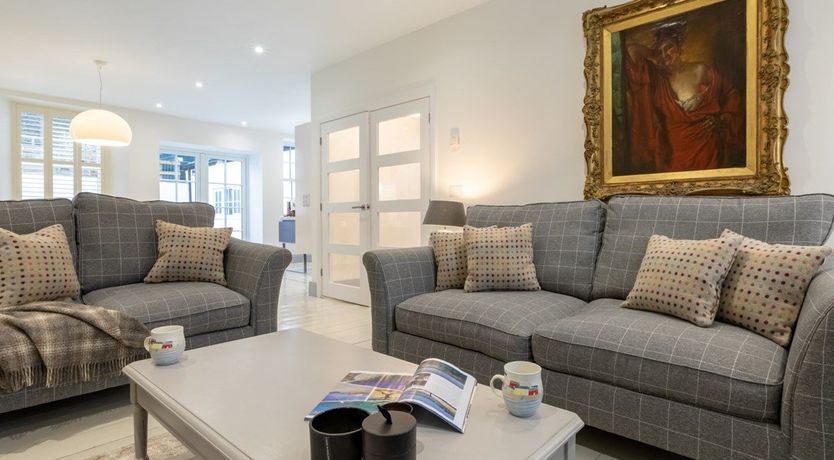 Photo of 5 Bed in Polruan