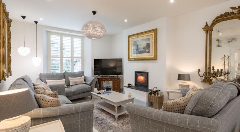 Photo of 5 Bed in Polruan