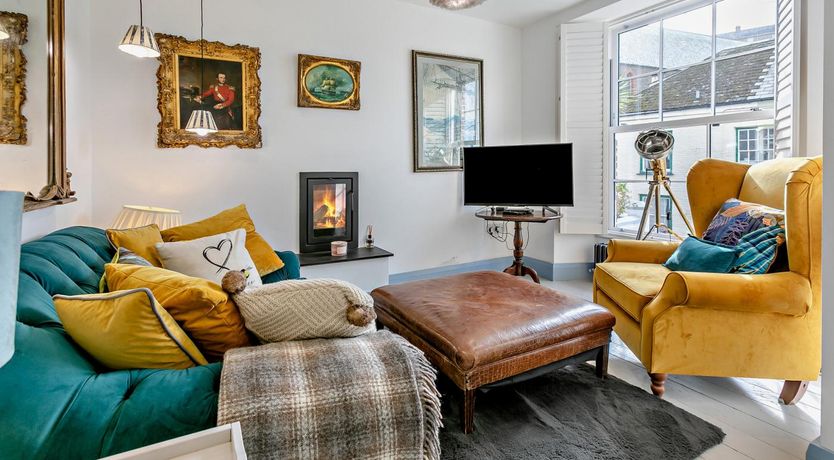 Photo of 5 Bed in Fowey