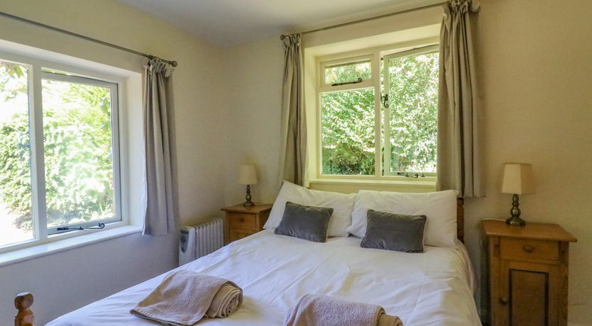 Photo of Fossil And The Cross Cottage