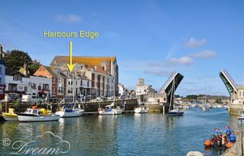 Harbour Edge Apartment