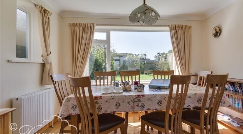 Photo of Hillview Bungalow