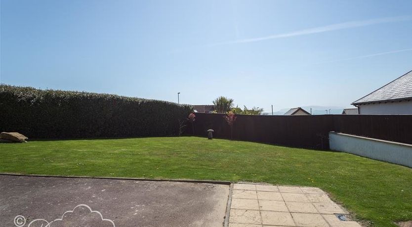 Photo of Tides Corner