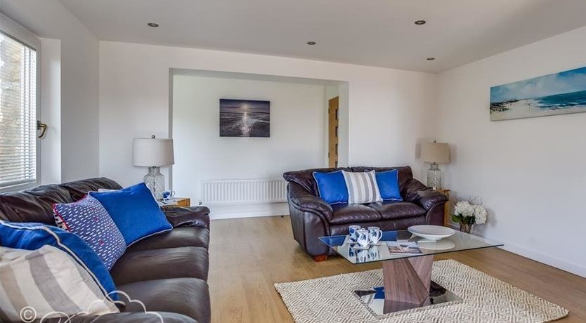 Photo of Tides Corner