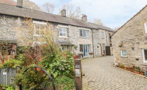 Photo of Laburnum Cottage