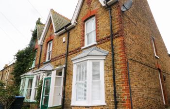 Newden Cottage Holiday Cottage