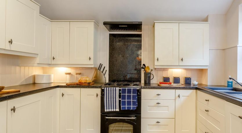 Photo of 4 Bed in Bideford