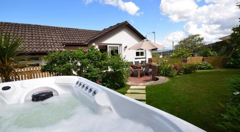Photo of 4 Bed in Westward Ho
