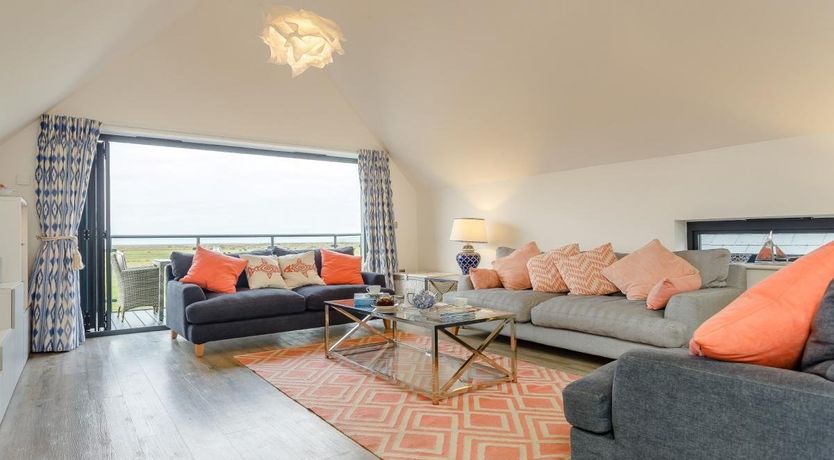 Photo of 4 Bed in Northam