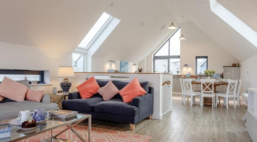 Photo of 4 Bed in Northam