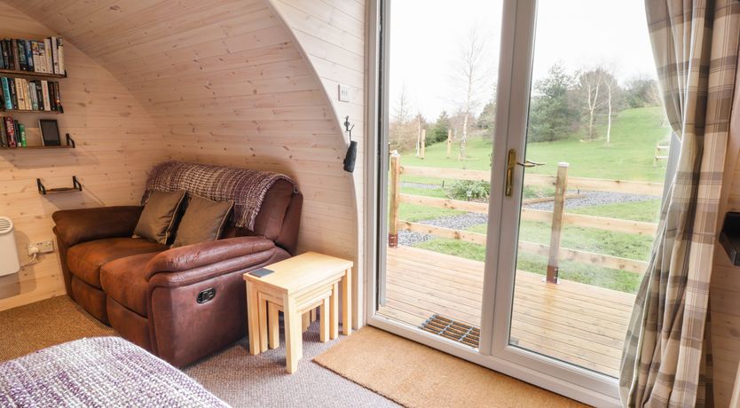 Photo of Gelert Pod