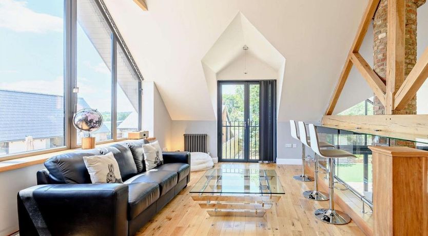 Photo of 4 Bed in Horton