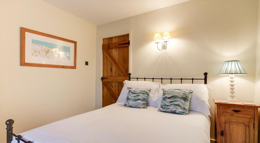 Photo of 2 Bed in Holt