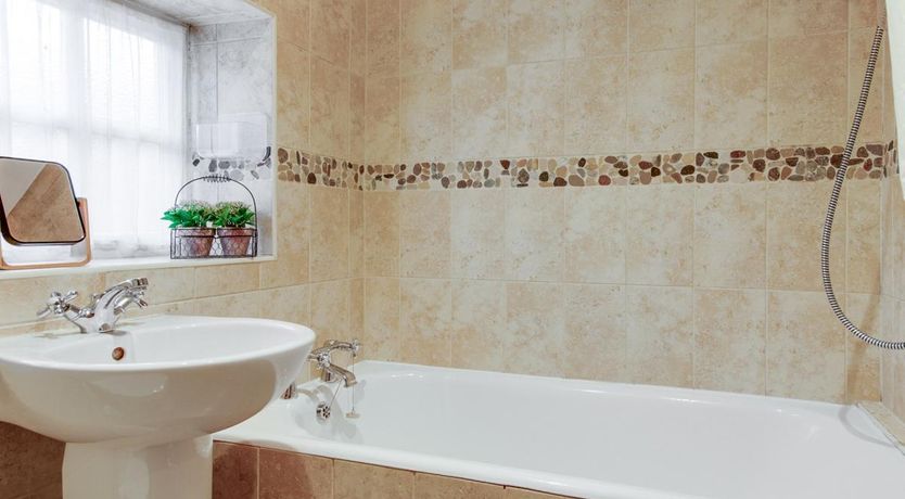 Photo of 2 Bed in Holt