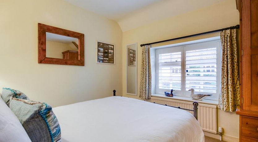 Photo of 2 Bed in Holt