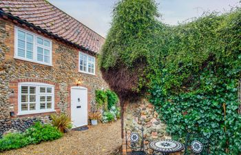 in Holt (NCC14) Holiday Cottage