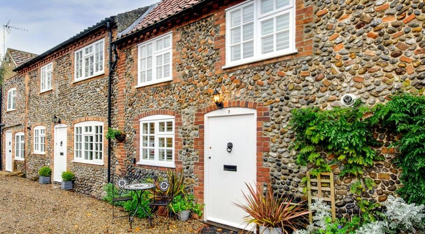 Photo of 2 Bed in Holt