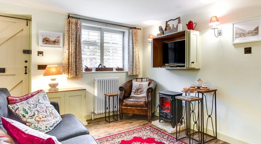 Photo of 2 Bed in Holt