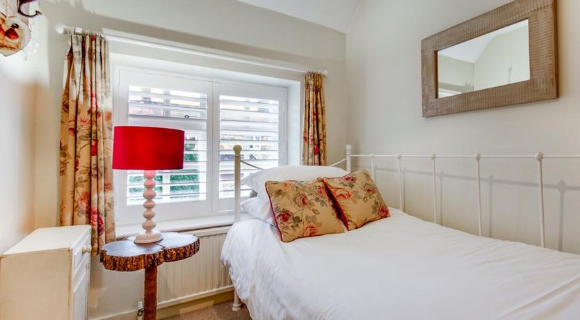 Photo of 2 Bed in Holt