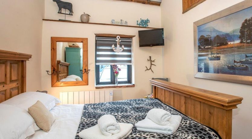 Photo of 2 Bed in Holt