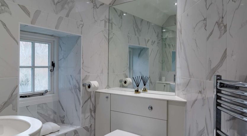 Photo of 3 Bed in Holt