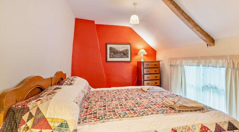 Photo of 2 Bed in Weybourne