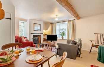 in Weybourne (NCC19) Holiday Cottage