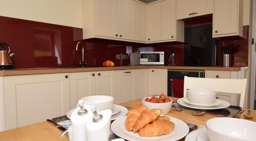 Photo of 2 Bed in Coldridge