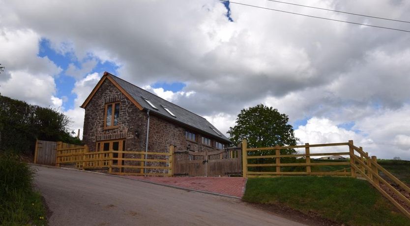 Photo of 2 Bed in Coldridge