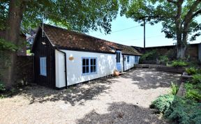 Photo of 1 Bed in Holt
