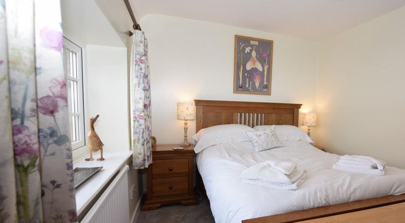 Photo of 2 Bed in Holt