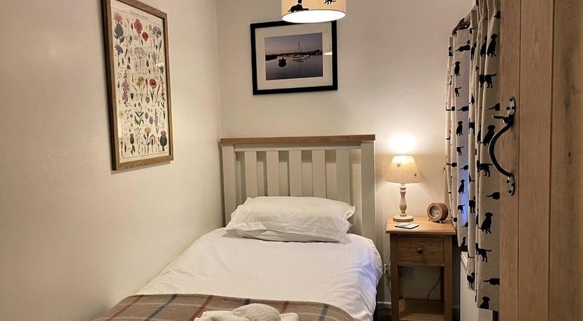 Photo of 2 Bed in Holt