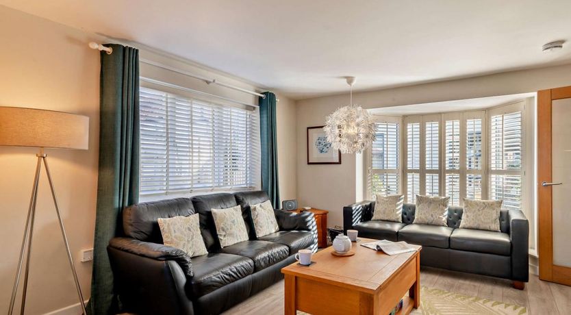 Photo of 3 Bed in Holt