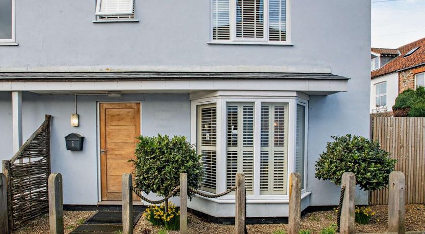 Photo of 3 Bed in Holt