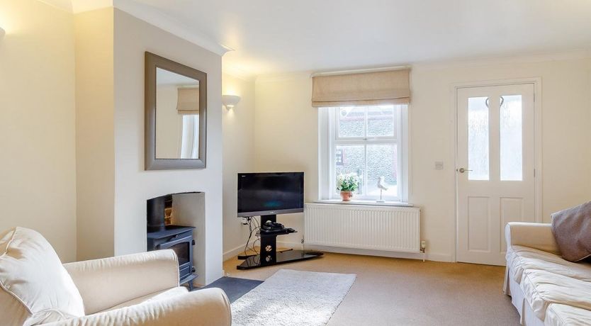 Photo of 2 Bed in Holt