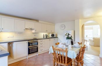 in Holt (NCC11) Holiday Cottage