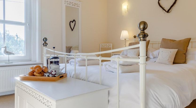 Photo of 2 Bed in Holt