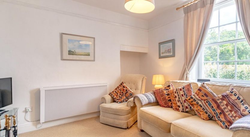 Photo of 2 Bed in Blakeney