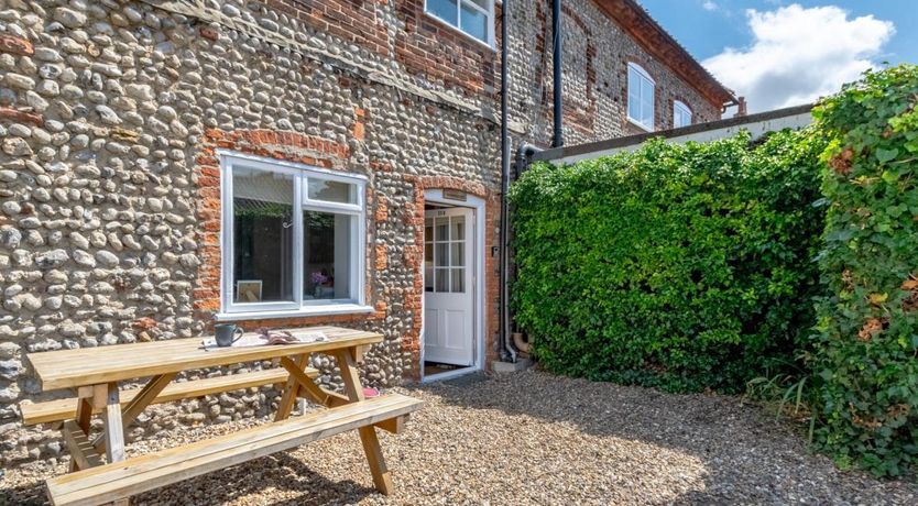 Photo of 2 Bed in Blakeney