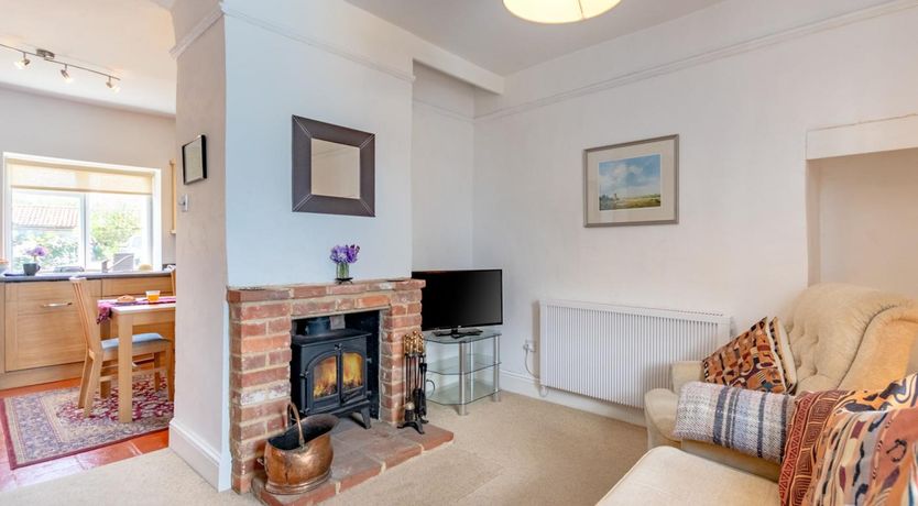 Photo of 2 Bed in Holt