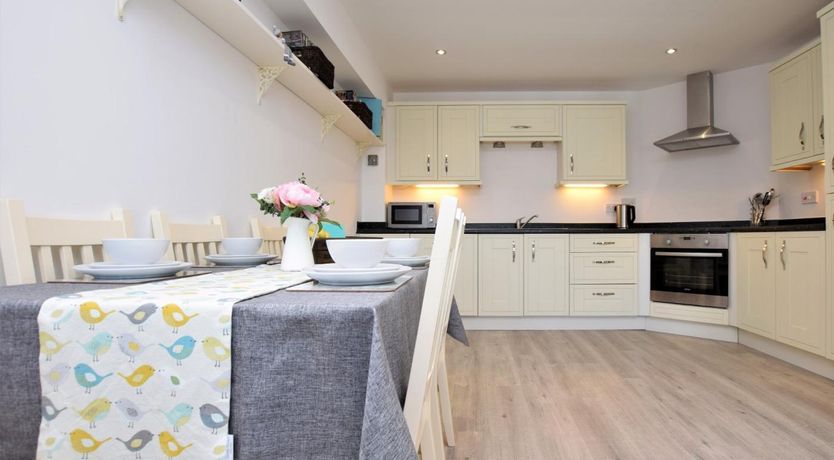 Photo of 3 Bed in Bideford