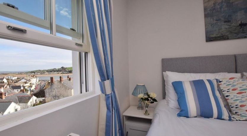 Photo of 3 Bed in Appledore