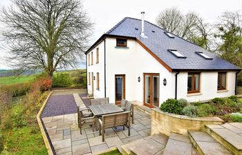 4 Bed in Llandysul Holiday Cottage