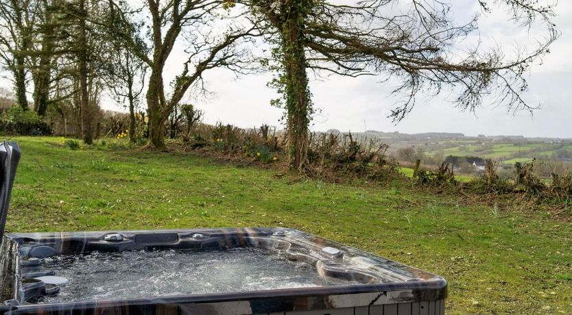 Photo of 4 Bed in Llandysul