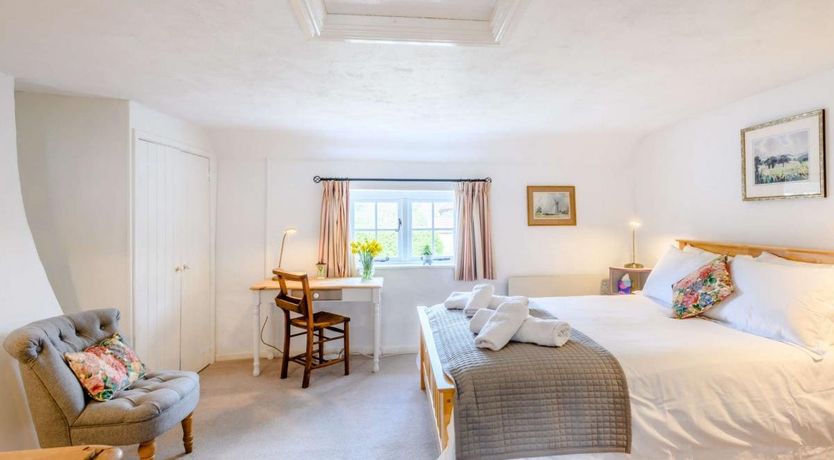 Photo of 2 Bed in Little Thornage