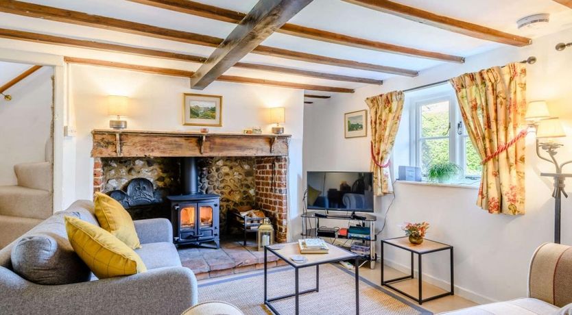 Photo of 2 Bed in Little Thornage